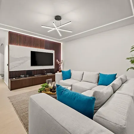 Asper Near Medulin For 8 Persons With 40 M2 Private Pool, Sea View And Only 1 Km From
