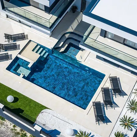 Asper Near Medulin For 8 Persons With 40 M2 Private Pool, Sea View And Only 1 Km From Villa