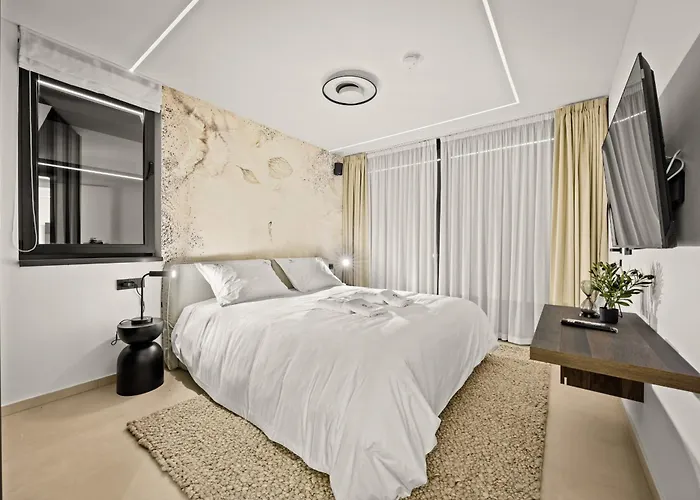 Villa Asper Near Medulin For 8 Persons With 40 M2 Private Pool, Sea View And Only 1 Km From